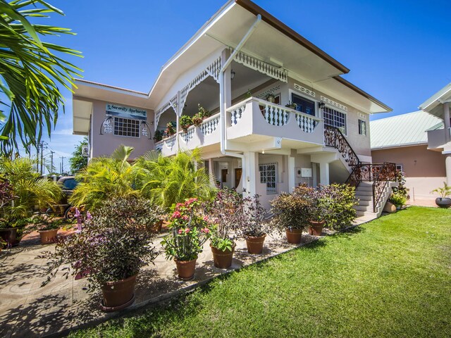 Fully equipped unique self-contained cozy apartments ideal for couples/families.