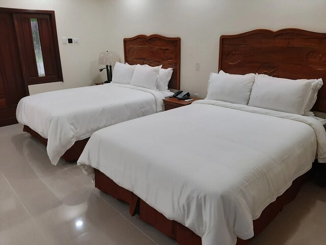 PeSheres Inn & Spa
