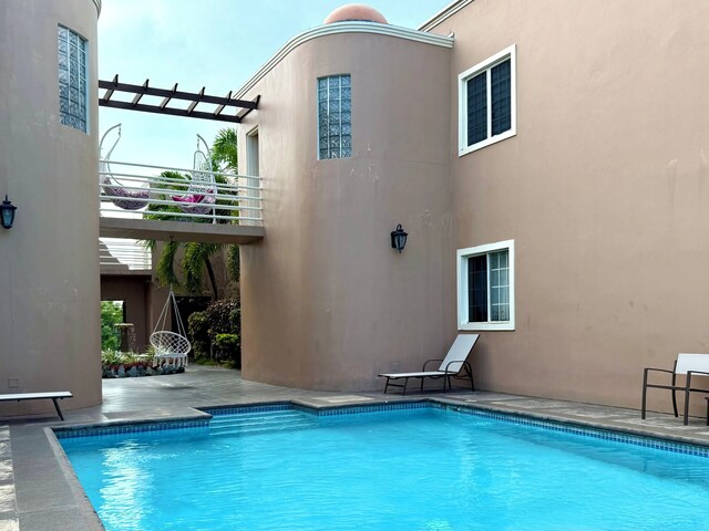 Diamond-Convenient Spa bath condo with ADA access